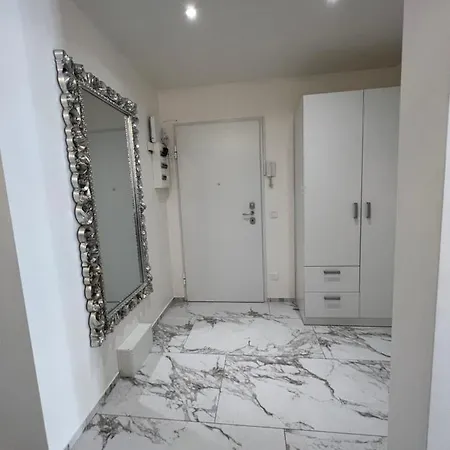 - Luxury Ницца